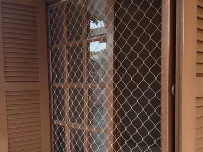 Redes de Proteção para Janelas de Madeira com Veneziana